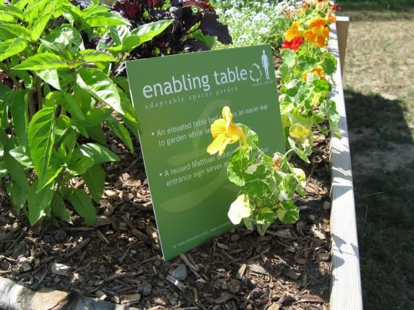 FF014 - Custom Free Standing Frame for Education