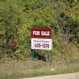 RE002 - Custom Real Estate Frame for Real Estate