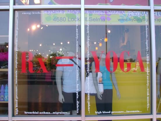 WIN034 - Custom Window Graphic for Retail