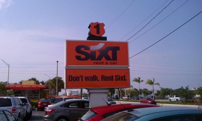 IPS006 - Custom Illuminated Pylon Sign for Retail