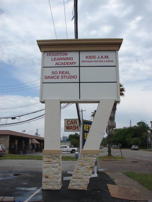 IPS010 - Custom Illuminated Pylon Sign for Property Management