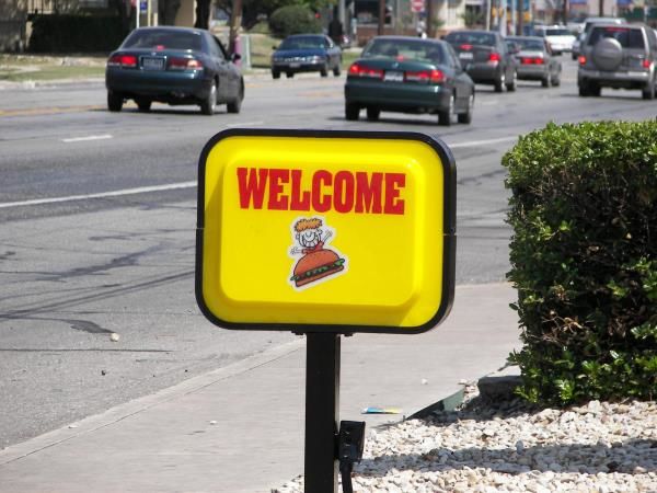 LB004 - Custom Lightbox for Retail