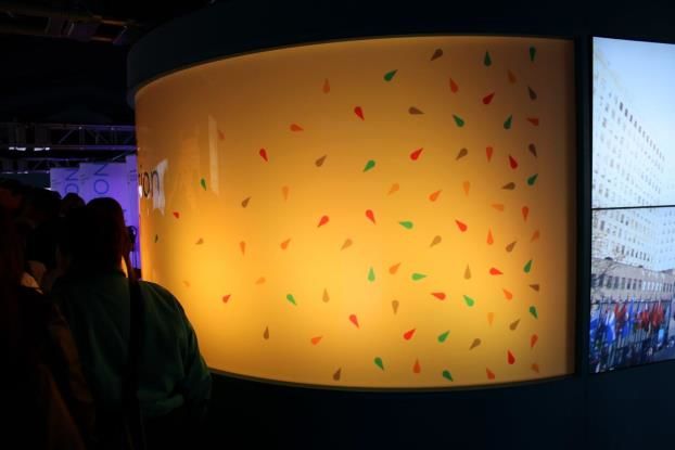 LB009 - Custom Lightbox for Event Planning 