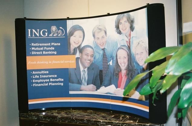 TD006 - Custom Table Top Display for Banking & Finance 