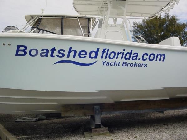 BOAT004 - Custom Boat Graphics & Wraps for Professional Services