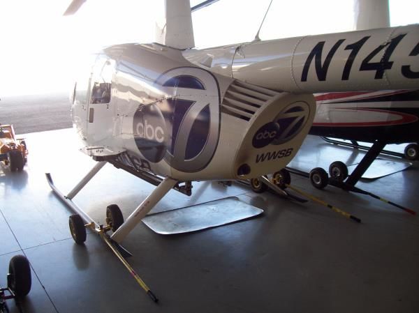 VL006 - Custom Vehicle Lettering for Entertainment