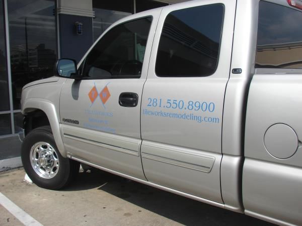 VL148 - Custom Vehicle Lettering for Construction