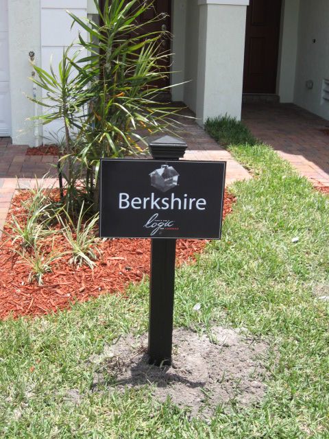 POST181 - Custom Post & Panel for Real Estate