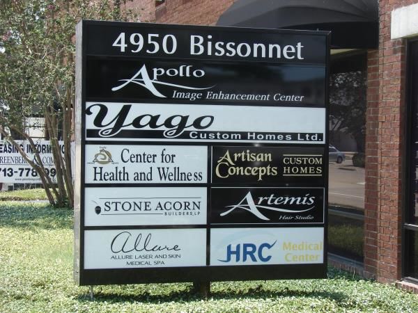 PYL002 - Custom Pylon Sign for Property Management
