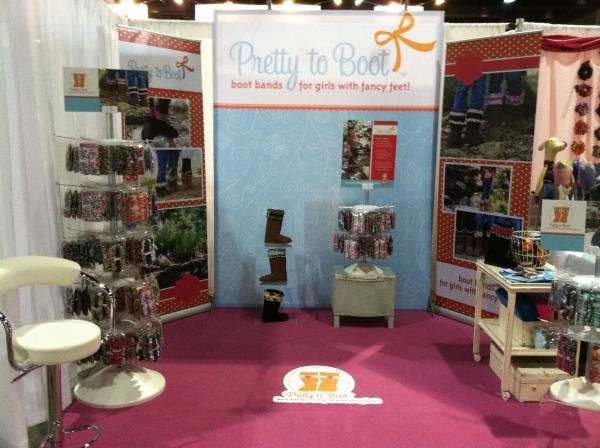 VB056 - Custom Vinyl Banner for Retail