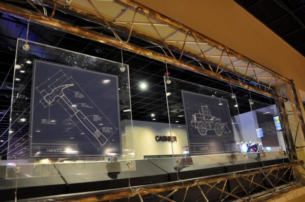 ACR019 - Custom Acrylic Display for Entertainment