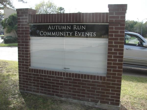 DC002 - Custom Display Case for Property Management