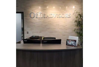 Four Ways to Enhance Your Business with Office Signs