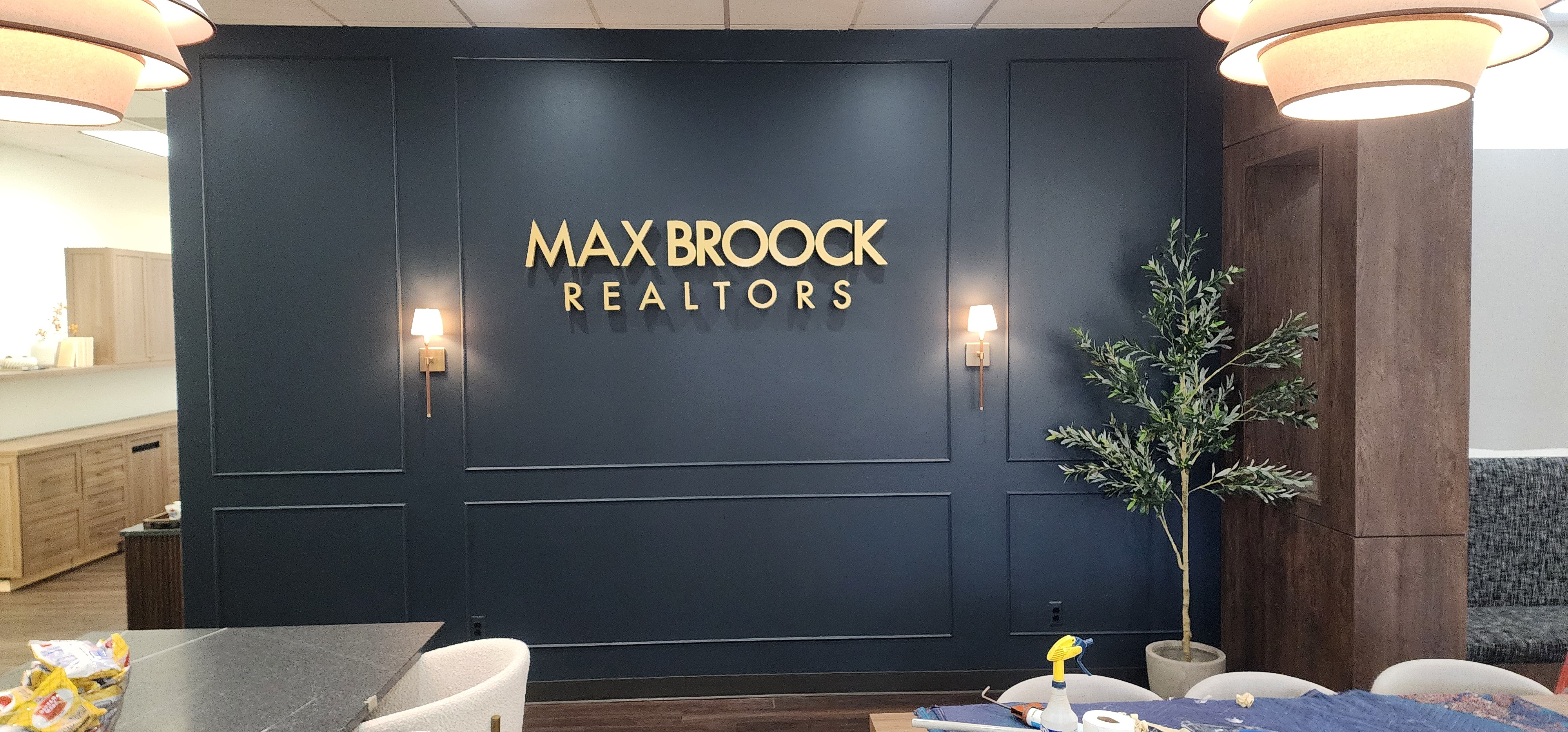 3D Signs & Dimensional Letters | Real Estate | Aluminum