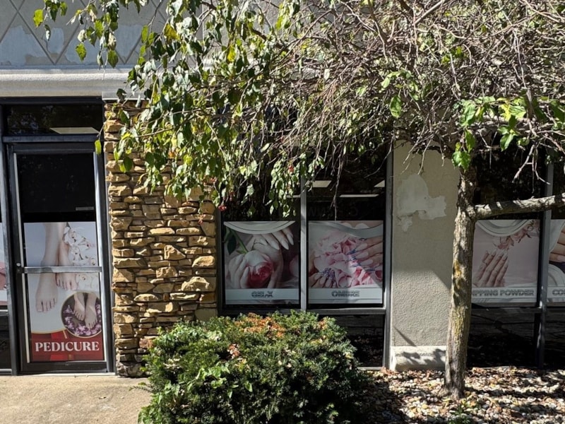 Window Graphics | Retail | Greenwood, IN | Vinyl