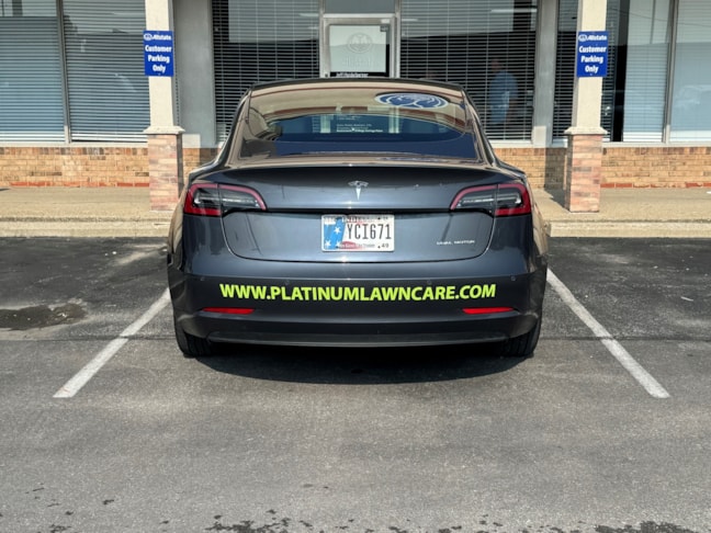 Vehicle Graphics & Lettering