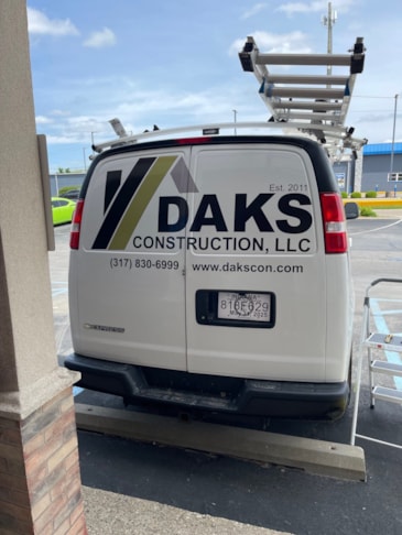 Vehicle Graphics & Lettering