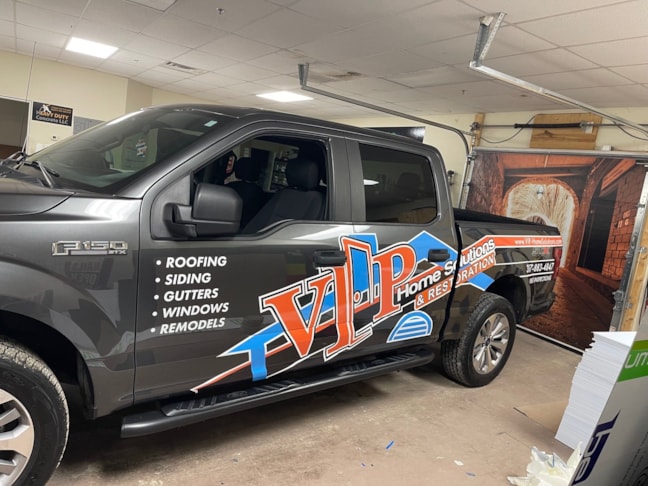 Vehicle Graphics & Lettering