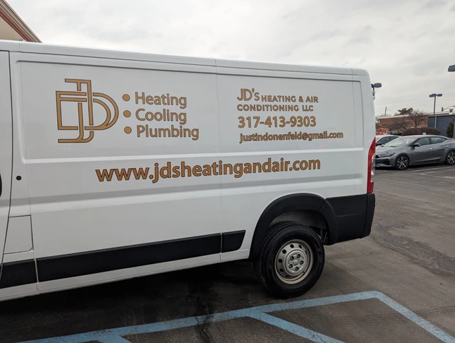 Vehicle Graphics & Lettering | Retail