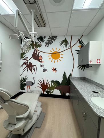 Wall Murals & Graphics | Healthcare