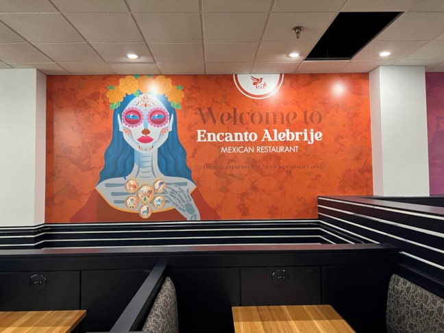 Wall Murals & Graphics