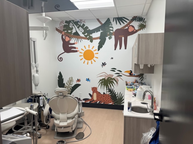 Wall Murals & Graphics | Healthcare