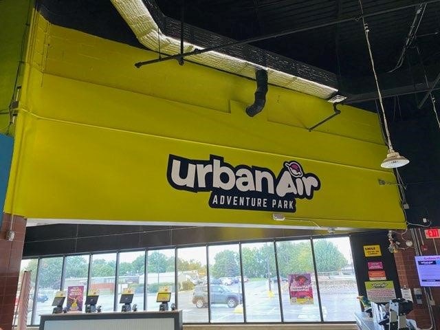 Wall Murals & Graphics