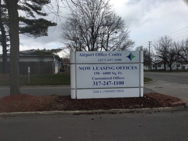 Pylon Signs for Neff Realty in Indianapolis, IN