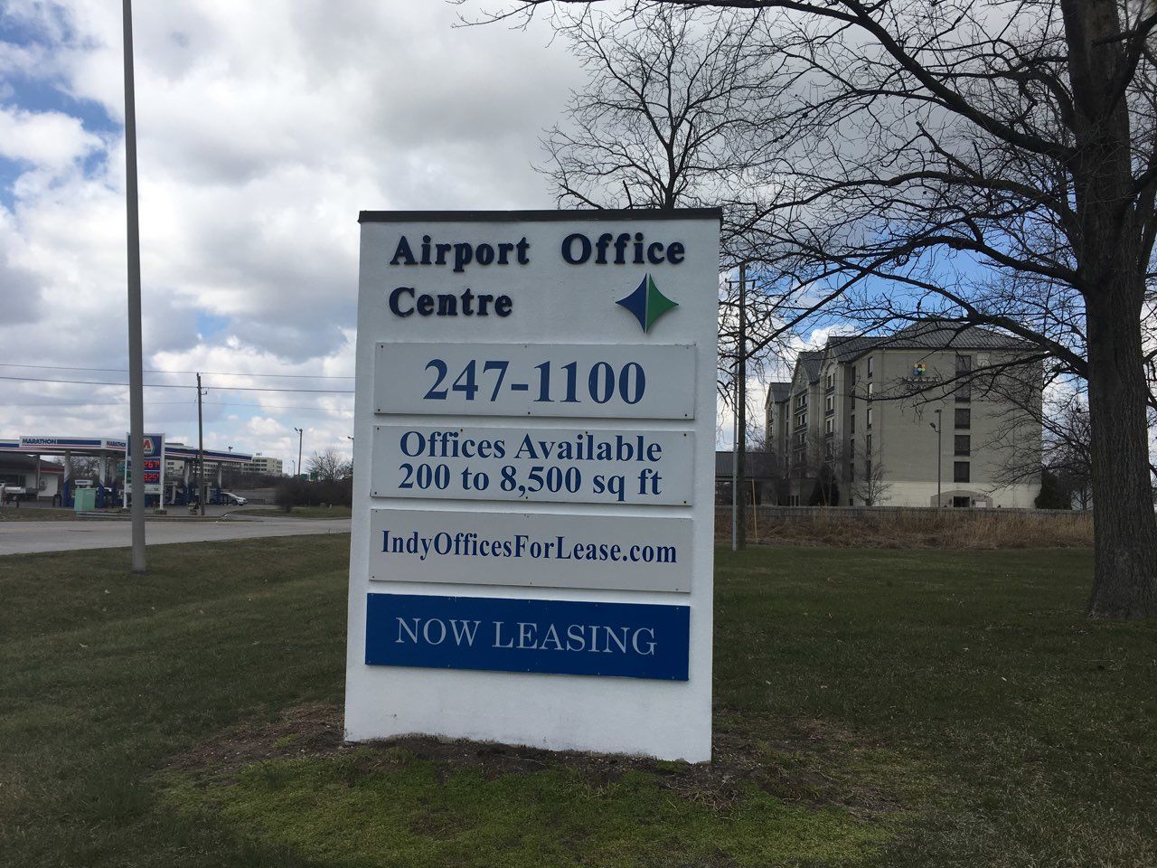 Pylon Signs for Neff Realty in Indianapolis, IN