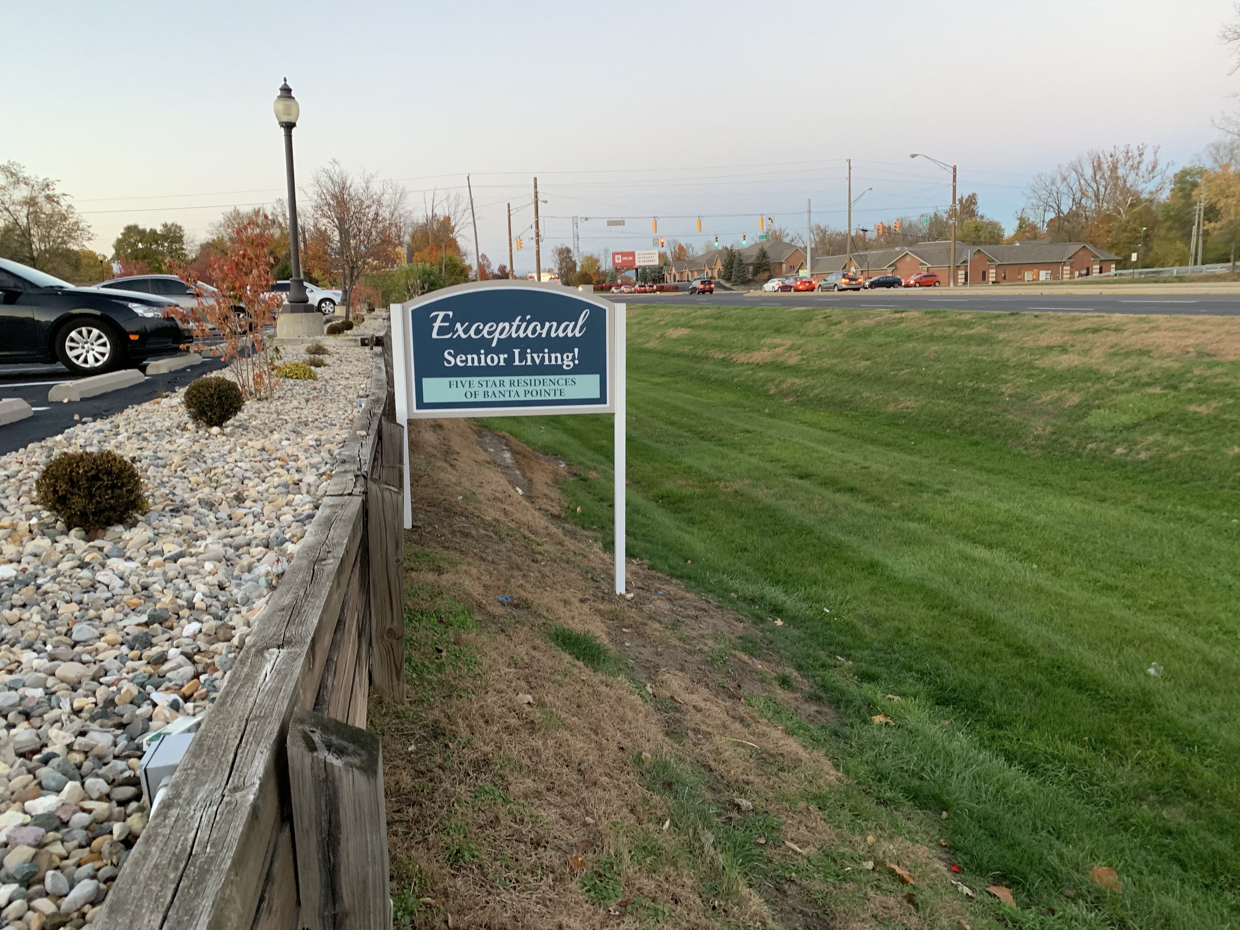 Metal Signs in Five Star Residences in Indianapolis,IN