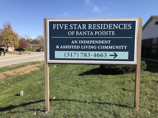 Metal Signs in Five Star Residences in Indianapolis,IN