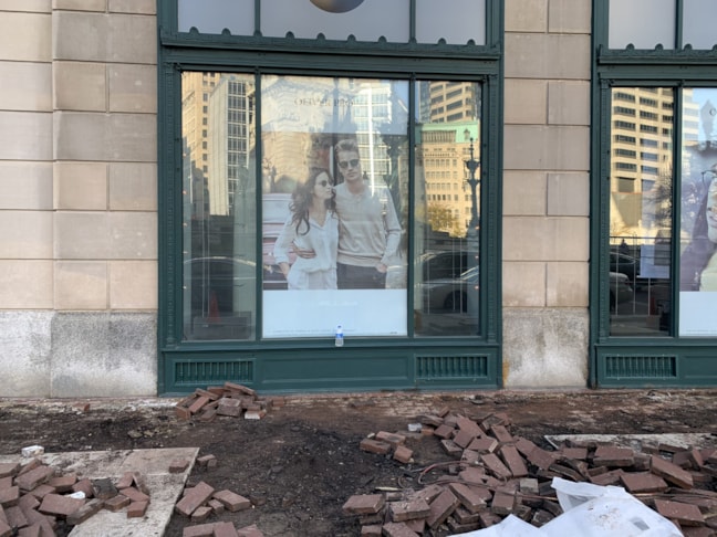 Window Graphics in Indianapolis, IN