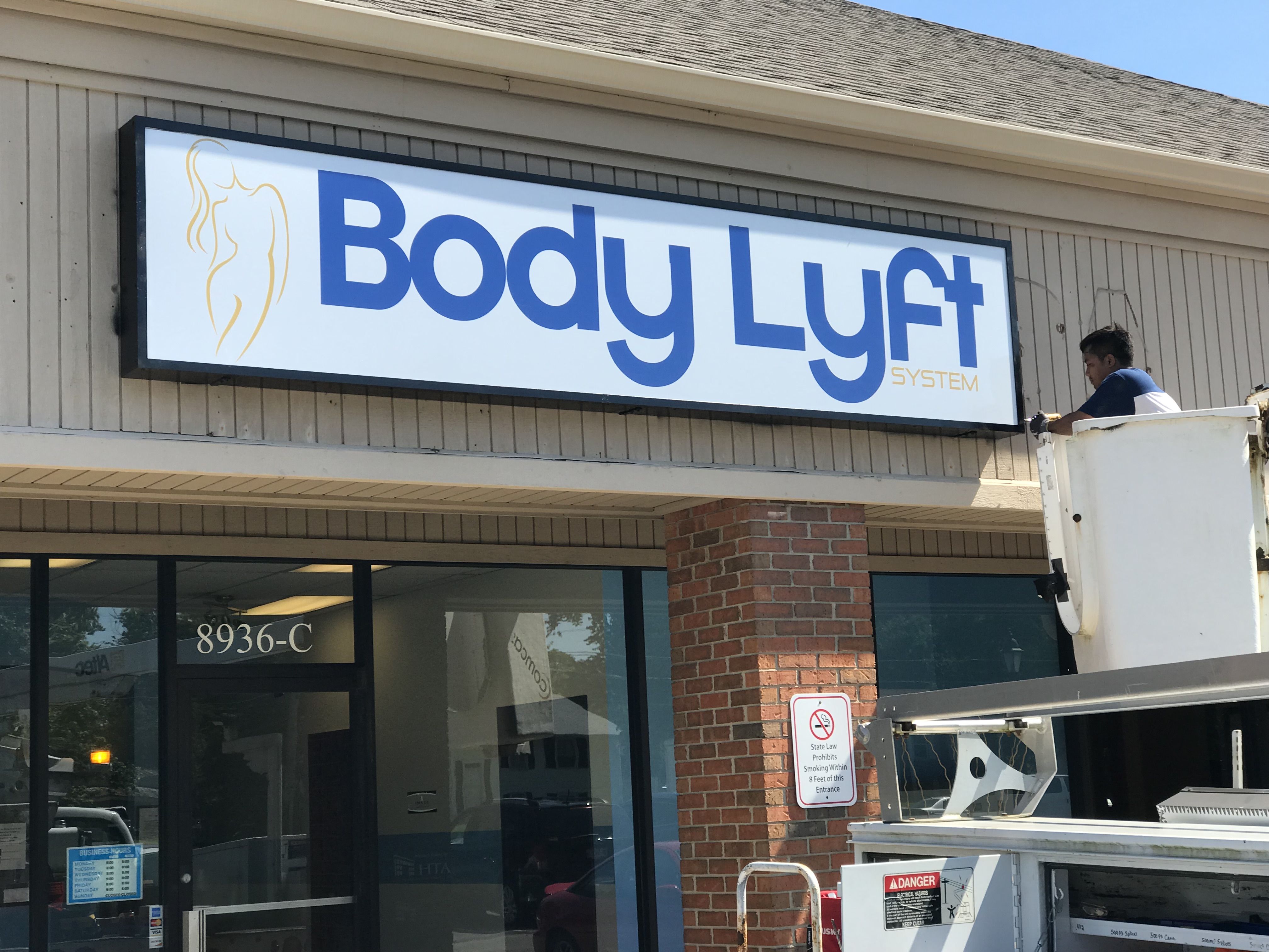 LED Illuminated Cabinet Signs in Indianapolis for Body Lyft in Greenwood, IN