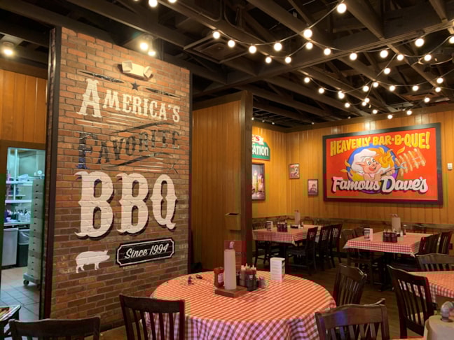 Wall Graphics for Famous Daves in Greenwood IN