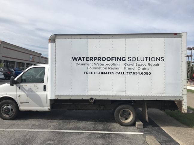 Box Truck Lettering / Decal / Graphic application