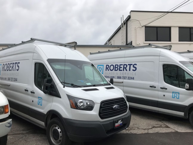 Vehicle decal installation for Roberts Glass & Service in Indianapolis,IN