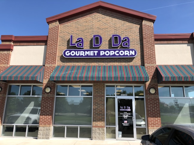 Building Sign, Channel Letters for La D Da Gourmet Popcorn Edinburgh IN