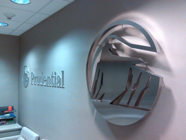 3D Signs & Dimensional Lettering