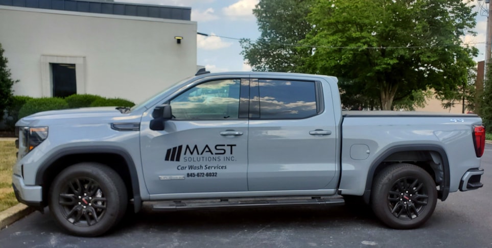 Mast Solutions_ vinyl vehicle graphics_150938