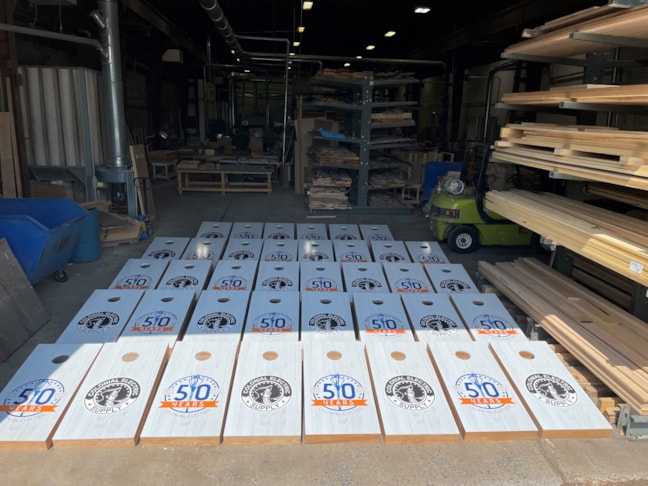 Colonial electric_Corn hole board skins_24x48_ 146579