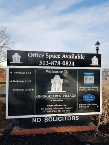 Georgetown Village Sign Topper