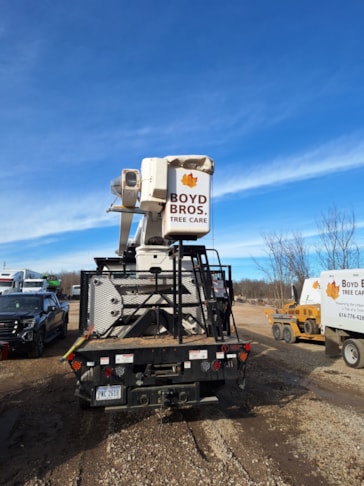 Vehicle Graphics & Lettering | Agricultural and Landscaping Signs