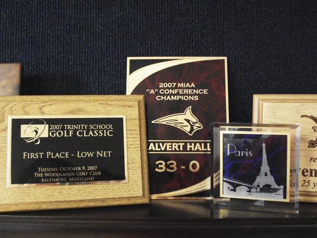 Engraving Samples: Wood, Acrylic, Glass... The possibilities are endless!