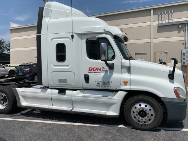 Vehicle Logo Graphics & Lettering