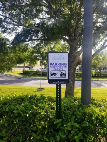 Parking Lot Signs for Asselfis International