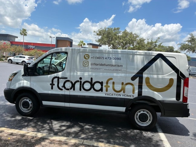 Vehicle Graphics & Lettering