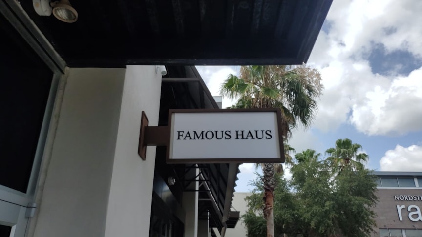 Custom Decals, Wraps & Lettering