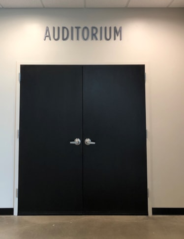 3D Signs & Dimensional Letters & Logos