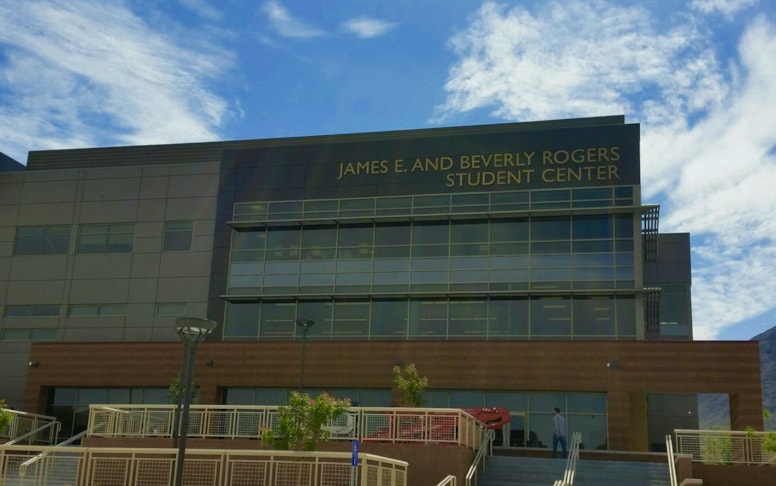 3D Signs & Dimensional Lettering