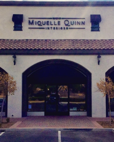 3D Signs & Dimensional Lettering